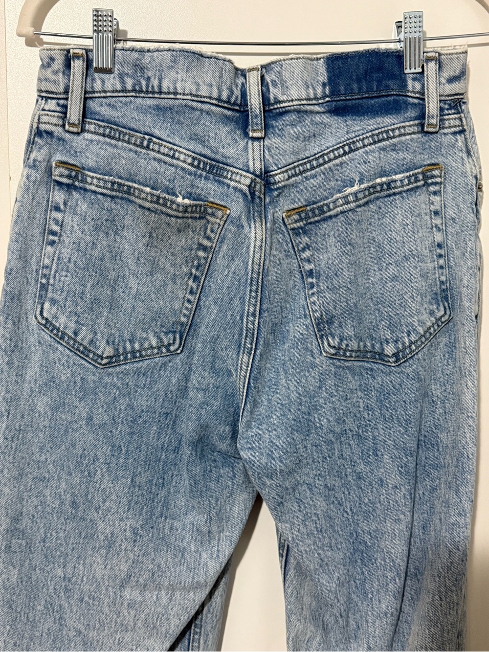 129.Abercrombie & Fitch The 90’s Straight High Waisted Ankle Jean Straight Short - Picture 7 of 11
